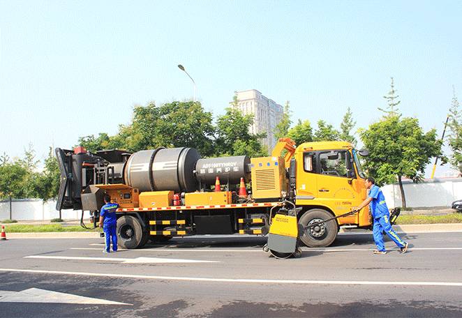 道路清扫车动画，模拟现实，展现城市清洁背后的辛勤付出